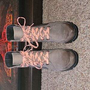 Sorel Quarry Joan of Artic Wedge III